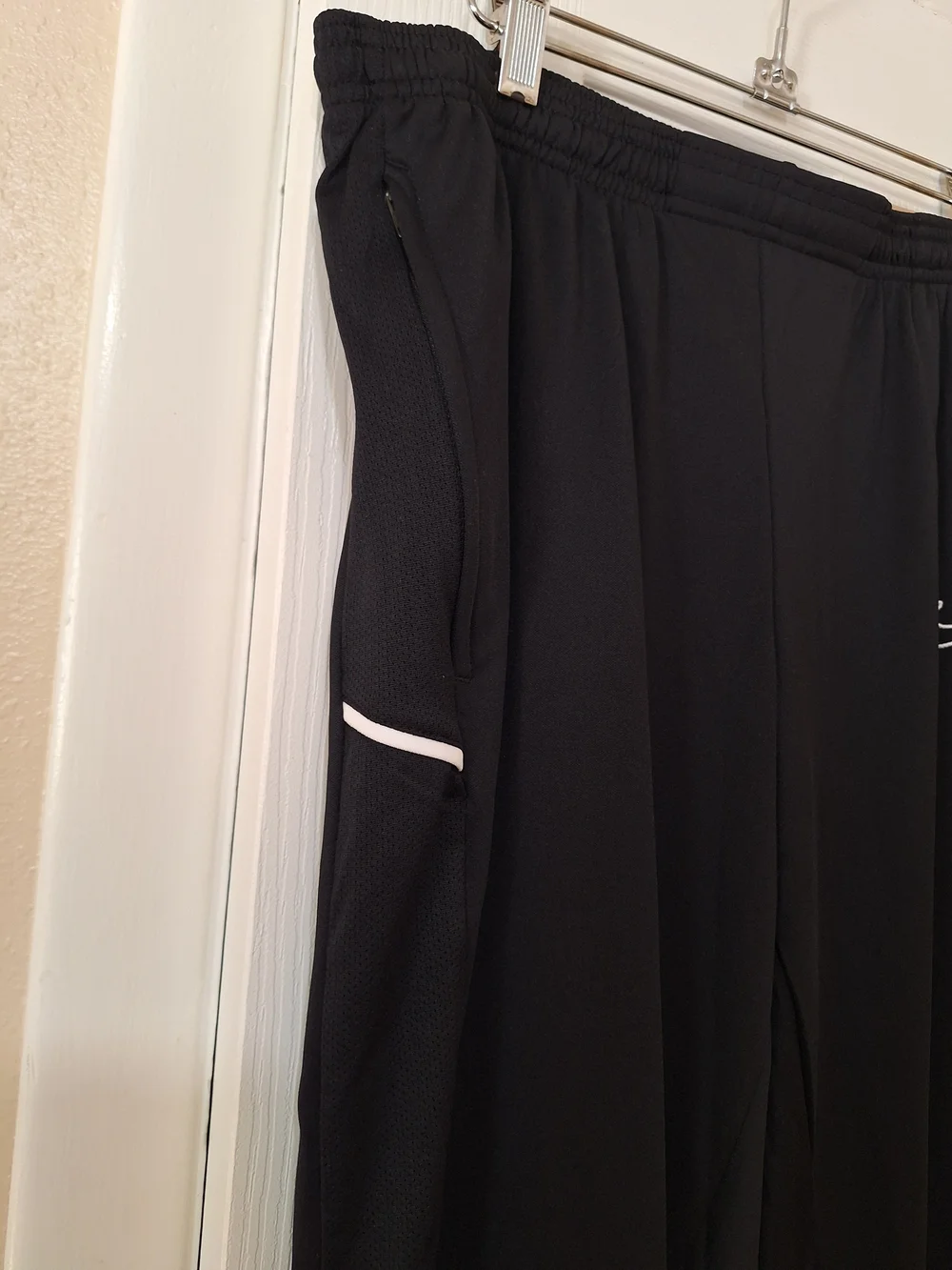NWT Nike Academy Women's Dri-FIT Soccer Pants Size Medium